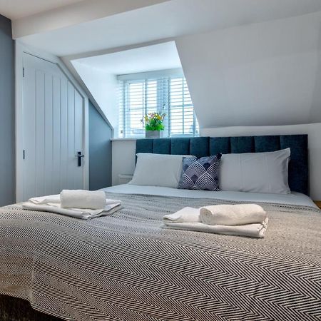 Stamford Central Stay - Stylish 2-Bed Apartment With Wifi Buitenkant foto
