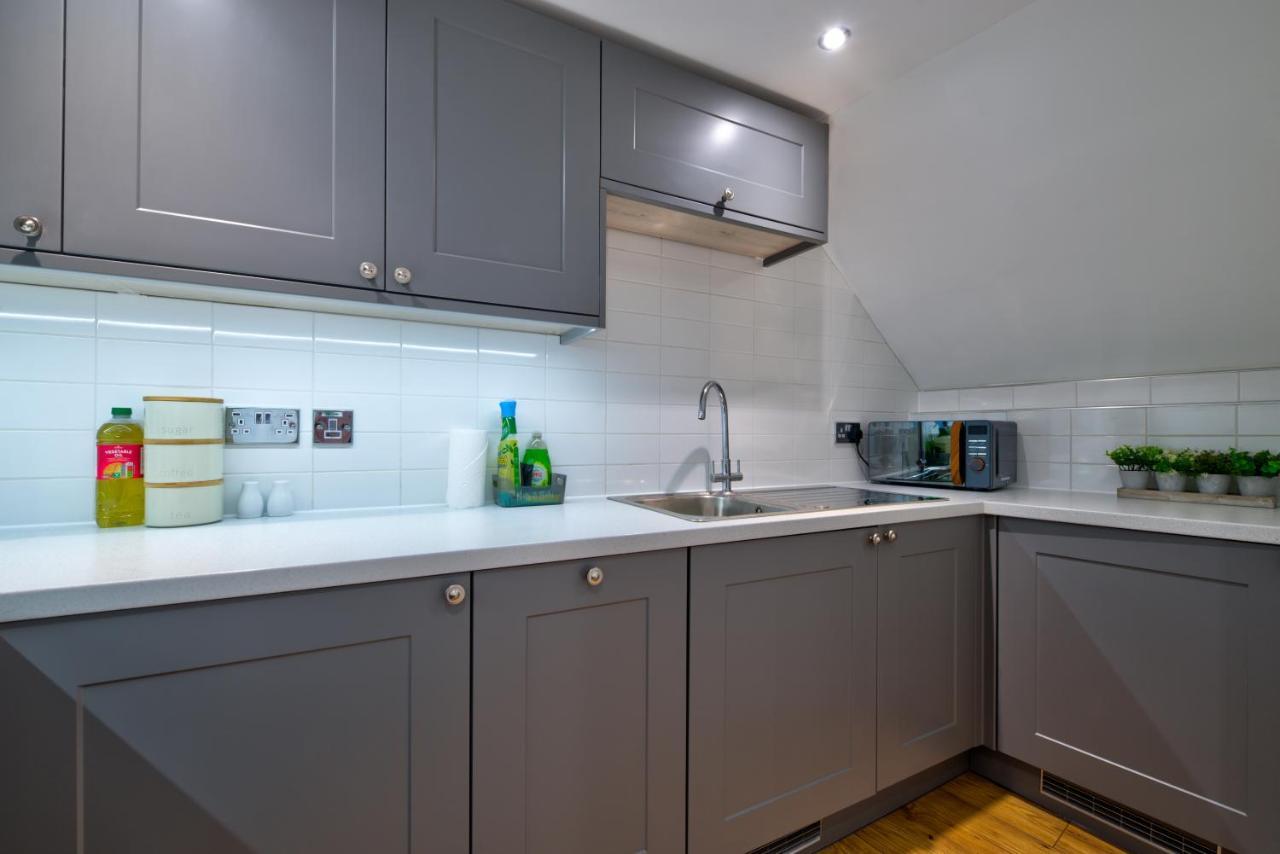 Stamford Central Stay - Stylish 2-Bed Apartment With Wifi Buitenkant foto