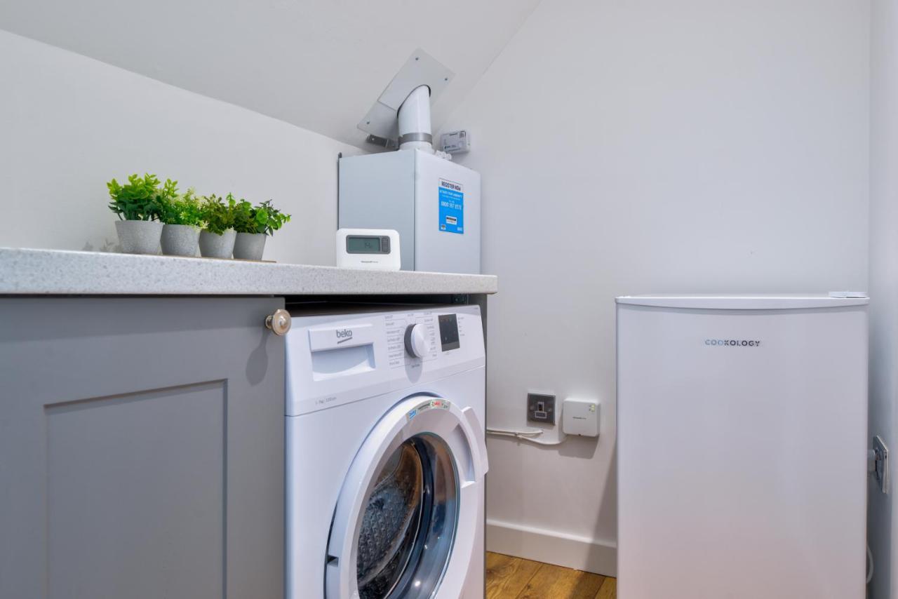 Stamford Central Stay - Stylish 2-Bed Apartment With Wifi Buitenkant foto
