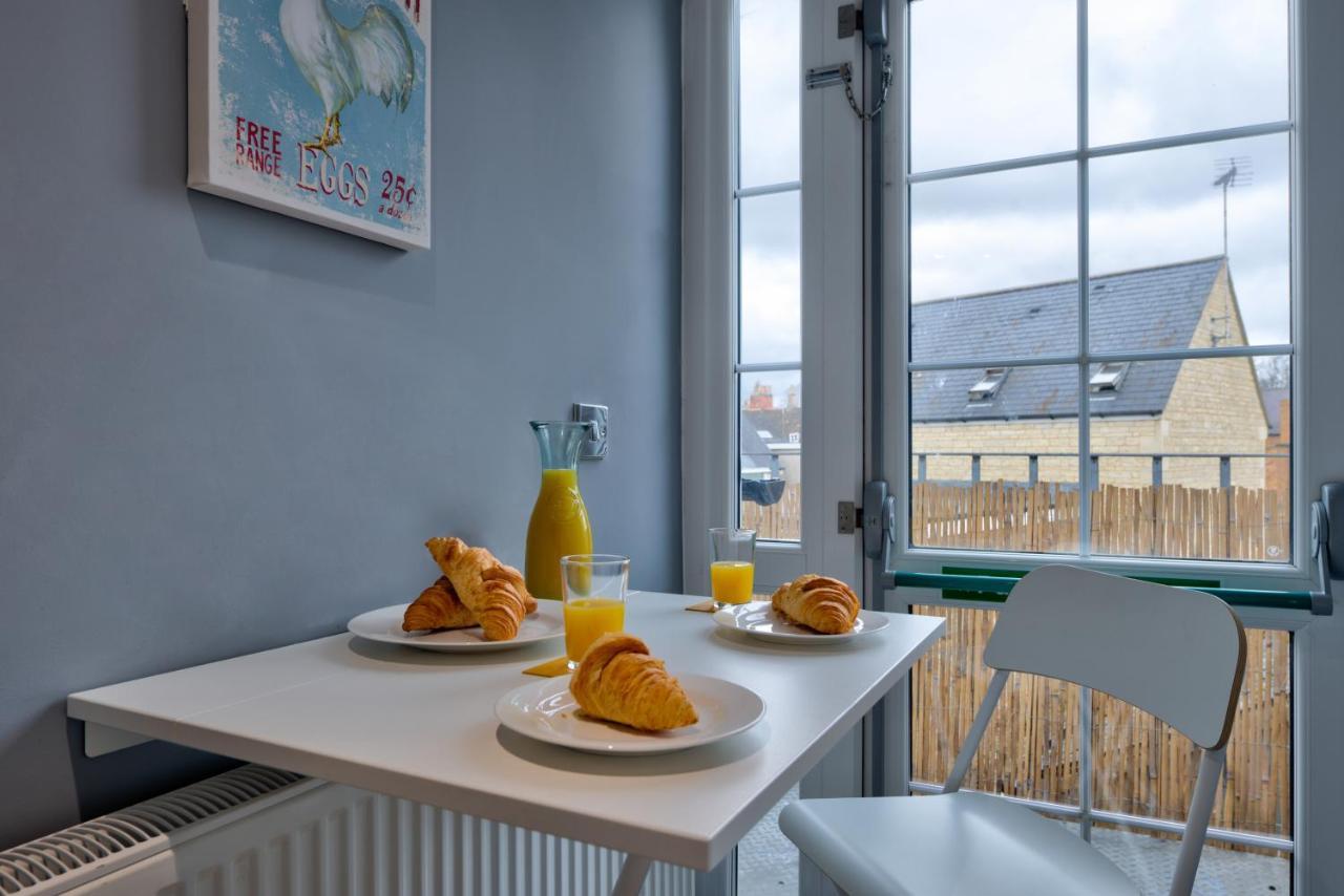 Stamford Central Stay - Stylish 2-Bed Apartment With Wifi Buitenkant foto