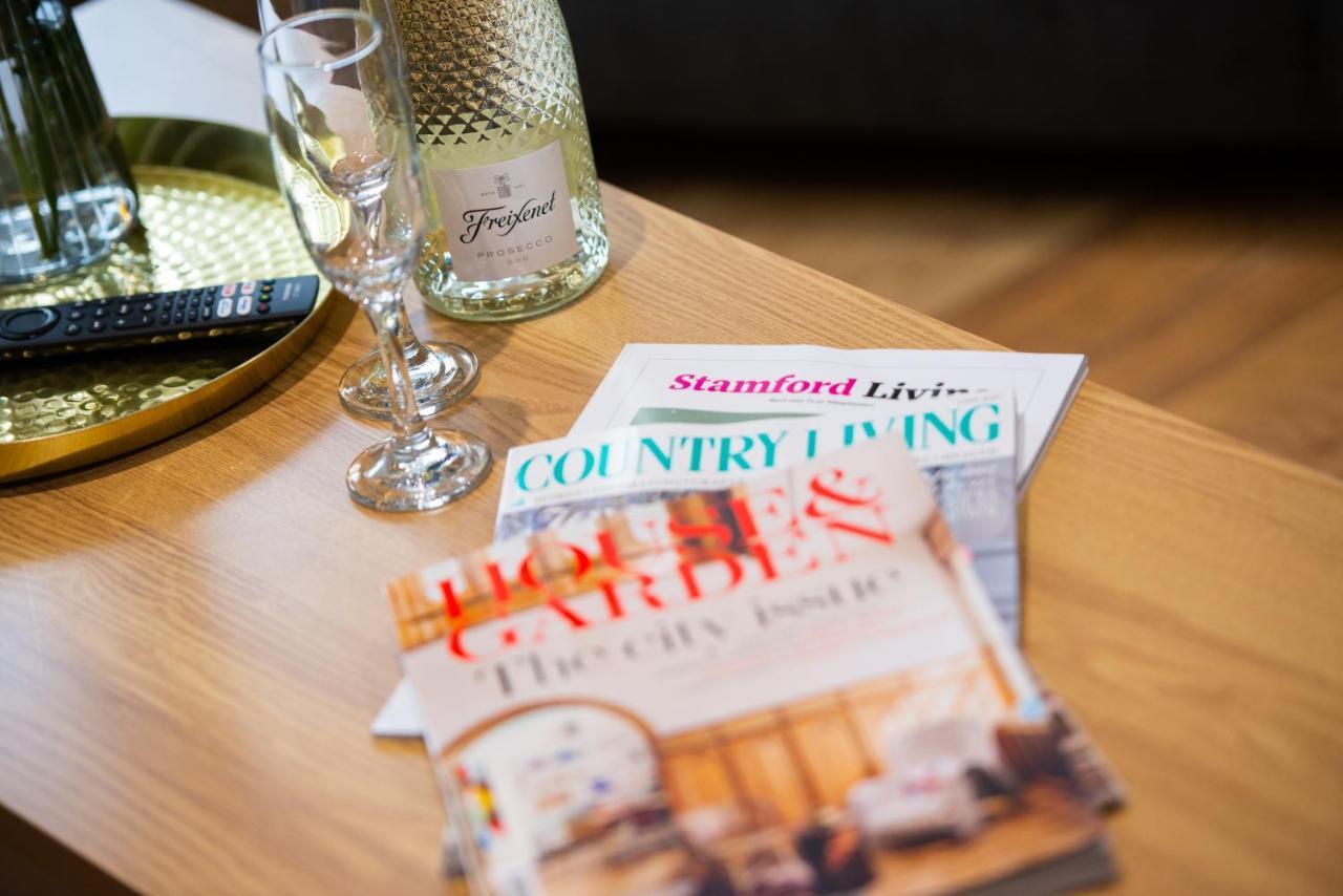 Stamford Central Stay - Stylish 2-Bed Apartment With Wifi Buitenkant foto